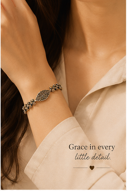 Vintage Leaf Bracelet - Image 3